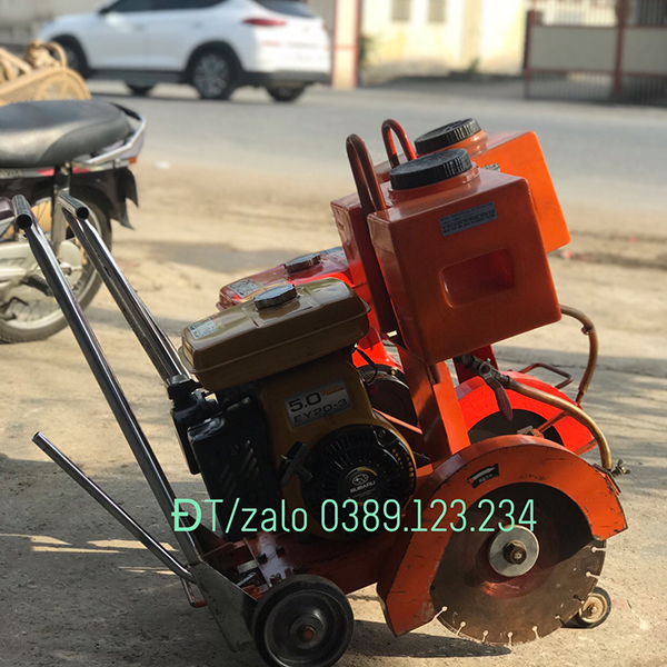 Máy cắt cọc bê tông cầm tay  sâu 5-15cm
