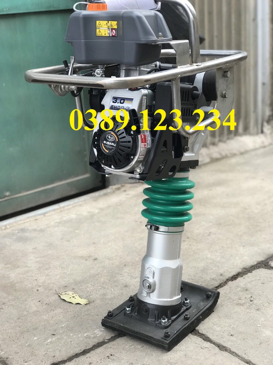 MÁY ĐẦM CÓC-MT55