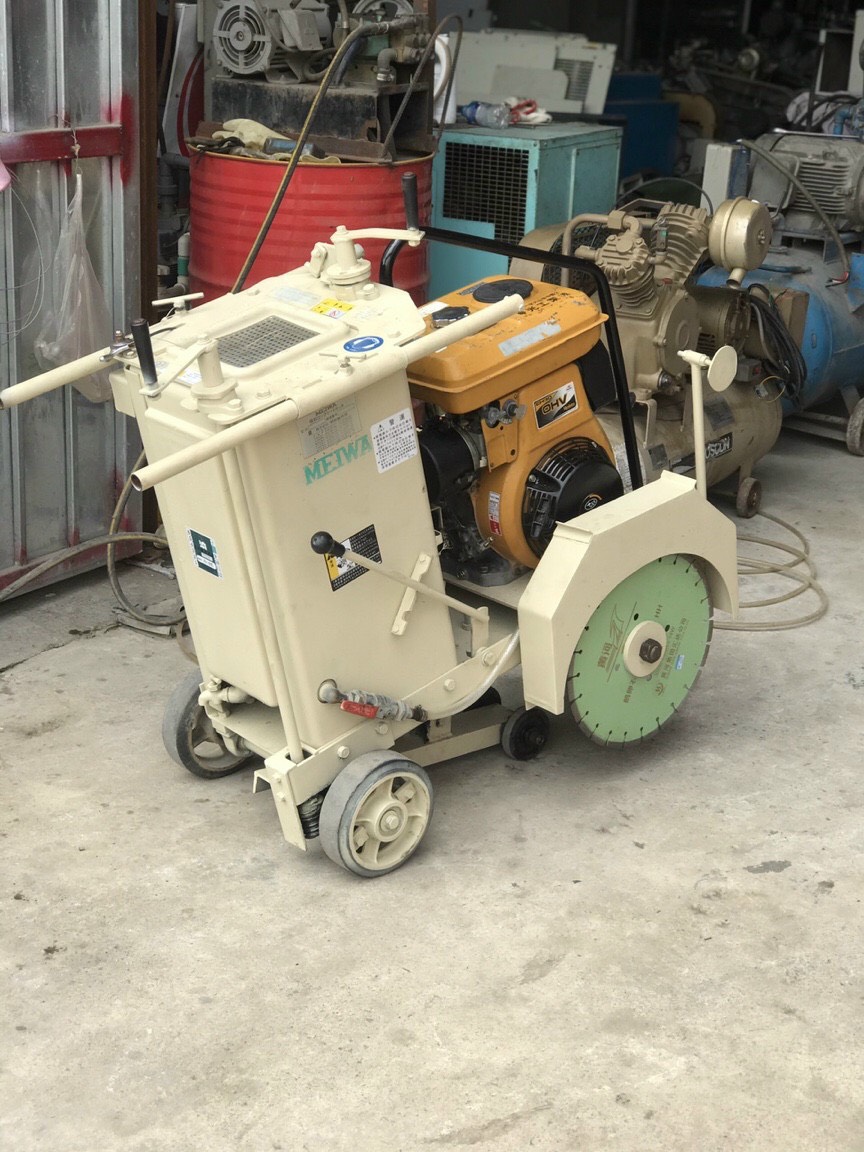 MÁY CẮT BÊ TÔNG MEIWA -  EH25